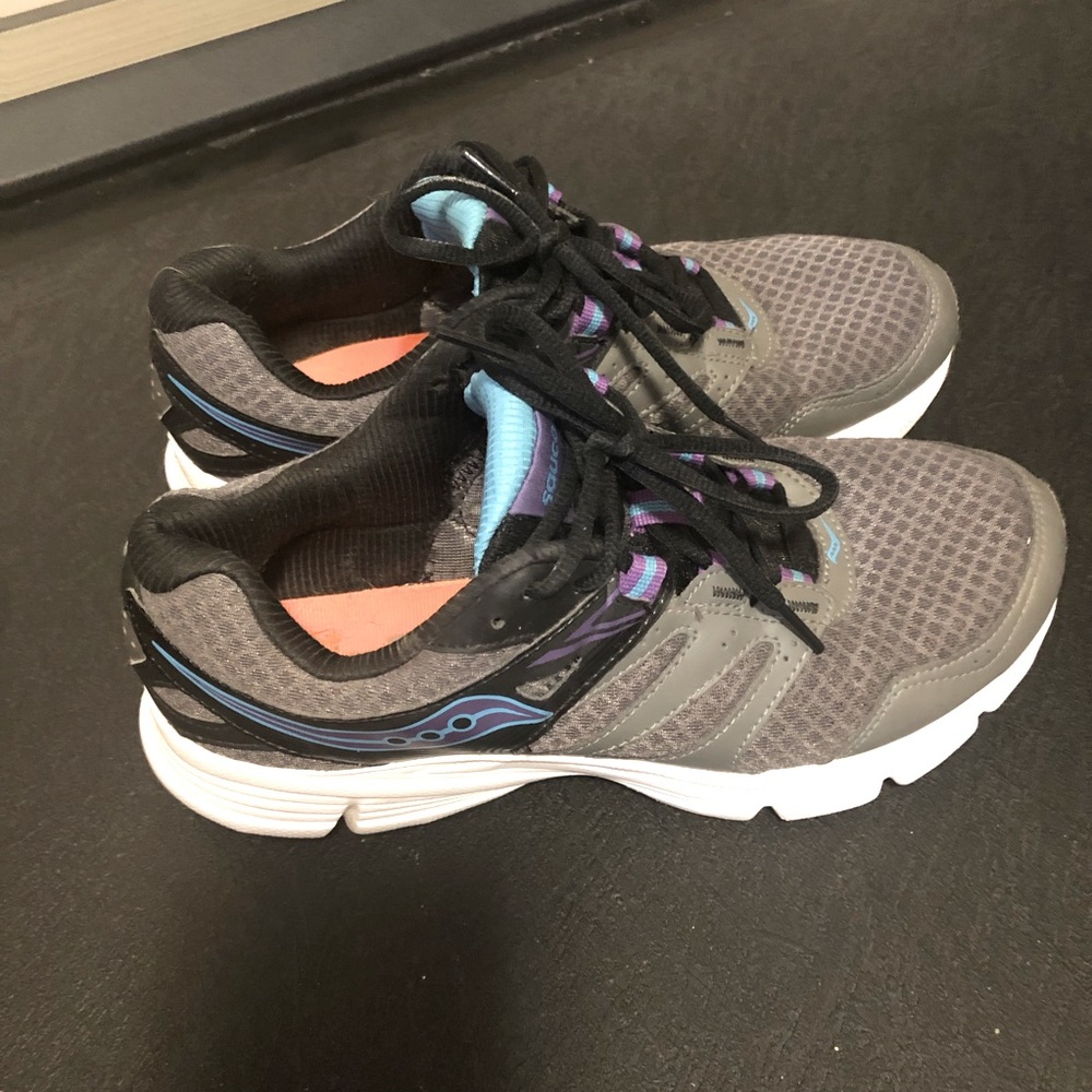 Saucony GRID Size 9 Grey